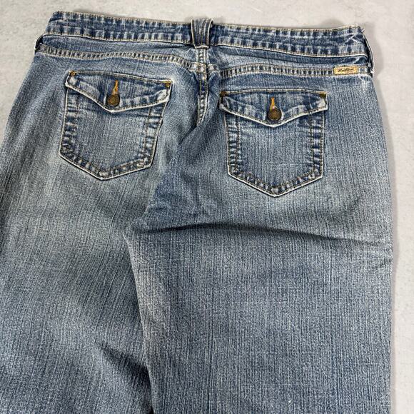 Levi Strauss Signature Stretch Bootcut Jeans Medium Wash - Size: 10 - Picture 9 of 10